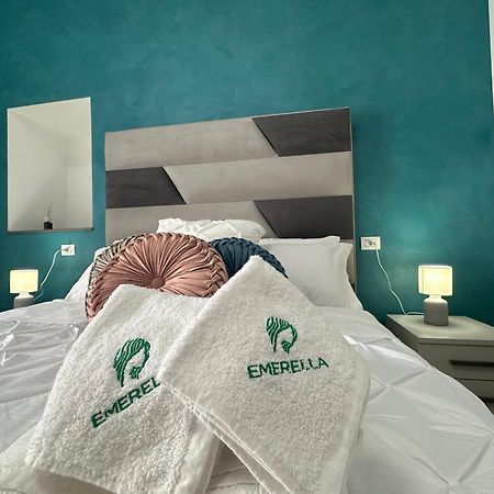 Emerella Luxury Suites-Siderno Lungomare Bagian luar foto