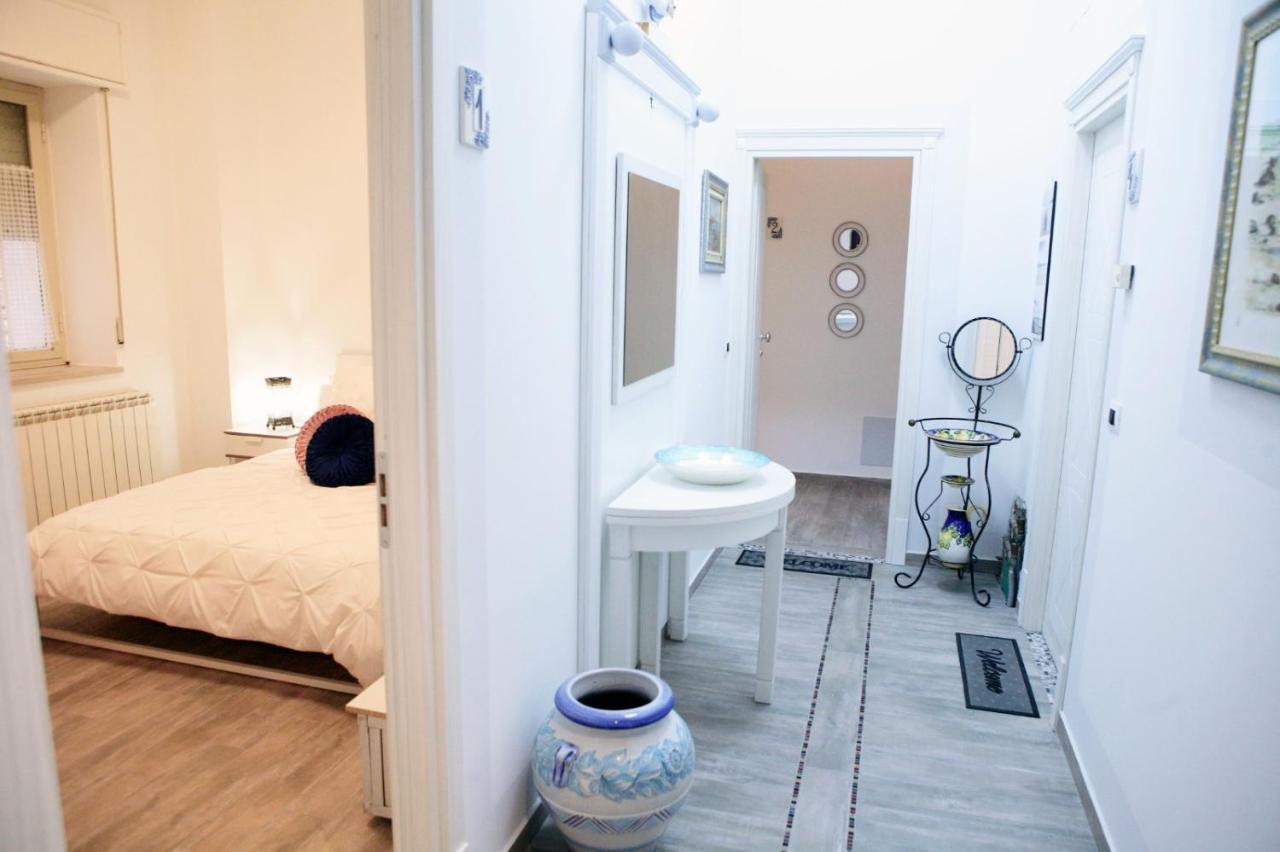 Emerella Luxury Suites-Siderno Lungomare Bagian luar foto