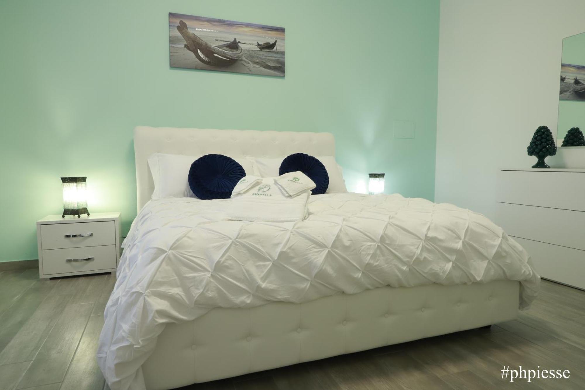 Emerella Luxury Suites-Siderno Lungomare Bagian luar foto