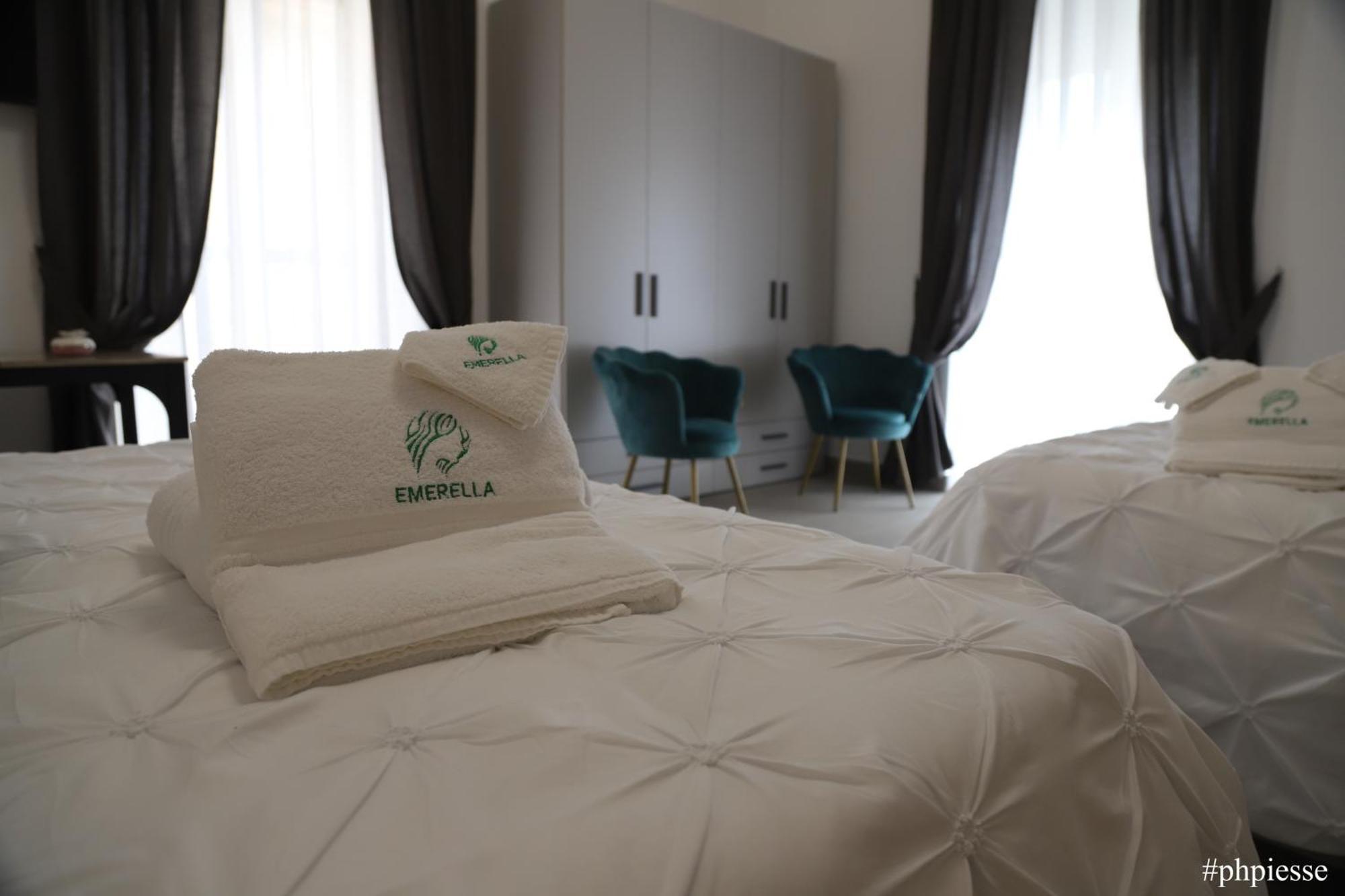Emerella Luxury Suites-Siderno Lungomare Bagian luar foto